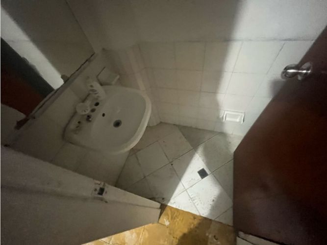 Local en arriendo en El Chocho, Envigado, 170 m² · foto 2 de 15