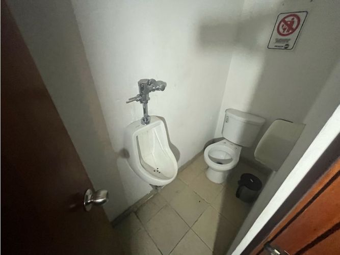 Local en arriendo en El Chocho, Envigado, 170 m² · foto 5 de 15