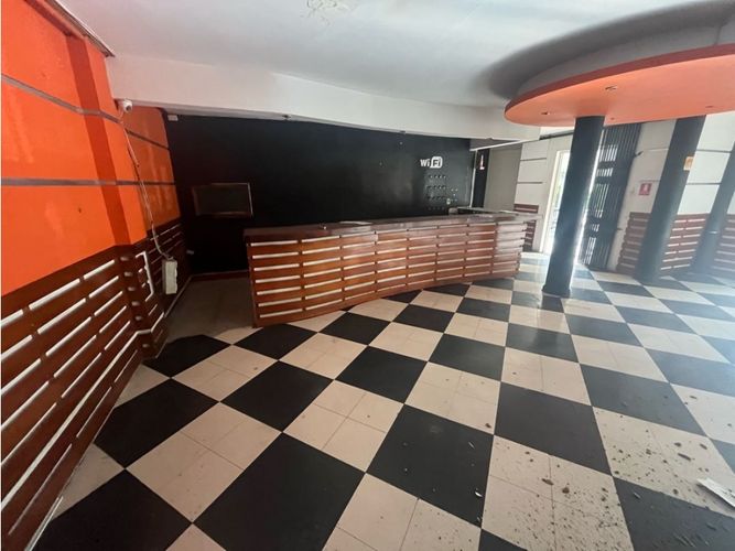 Local en arriendo en El Chocho, Envigado, 170 m² · foto 12 de 15