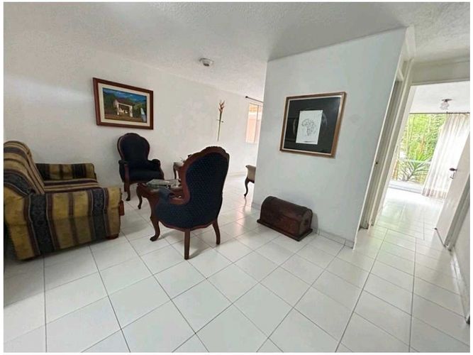 Apartamento de 3 alcobas en venta en El Tesoro, Medellín, 196 m² · foto 4 de 18