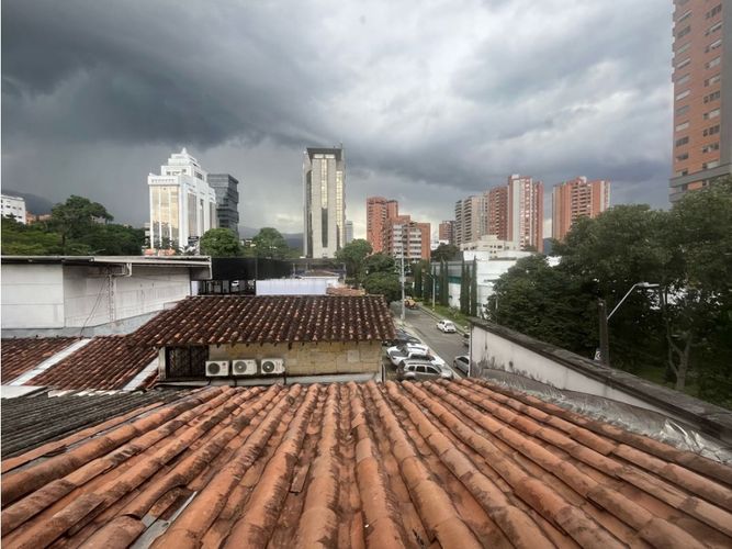 Oficina en arriendo en Santa Maria De Los Angeles, Medellín, 51 m² · foto 7 de 9