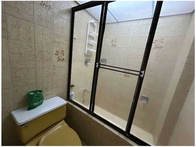 Apartamento de 3 alcobas en venta en El Tesoro, Medellín, 196 m² · foto 6 de 18
