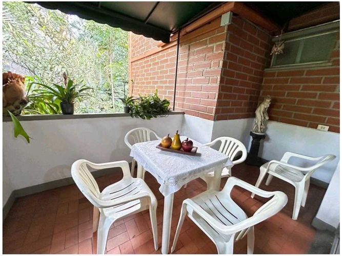 Apartamento de 3 alcobas en venta en El Tesoro, Medellín, 196 m² · foto 17 de 18