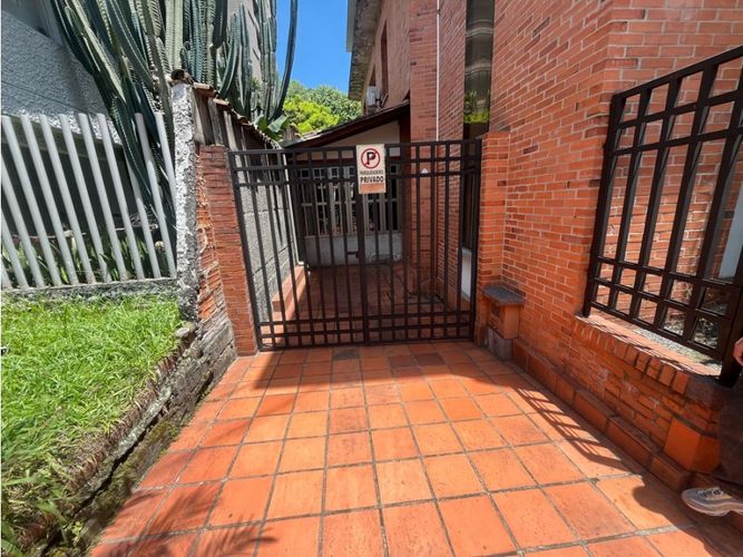 Local en arriendo en Santa Maria De Los Angeles, Medellín, 217 m² · foto 3 de 24
