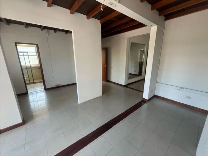 Local en arriendo en Santa Maria De Los Angeles, Medellín, 217 m² · foto 11 de 24