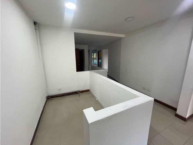 Local en arriendo en Santa Maria De Los Angeles, Medellín, 217 m² · foto 23 de 24