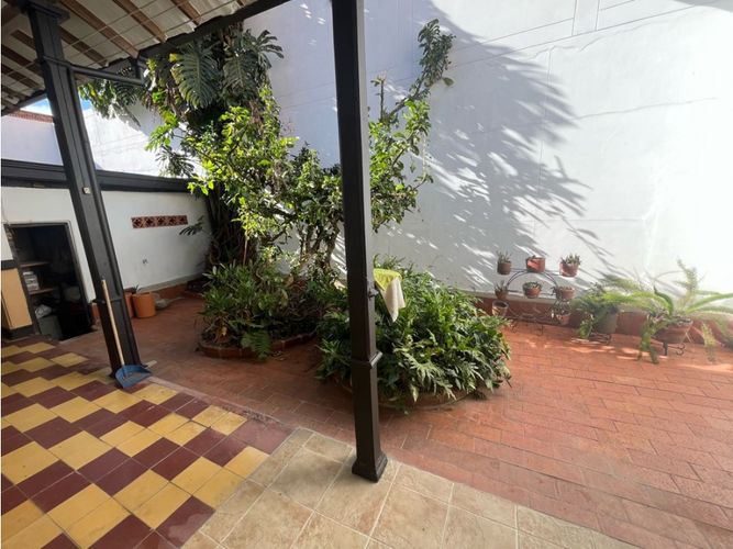 Local en arriendo en Los Naranjos, Envigado, 380 m² · foto 4 de 13
