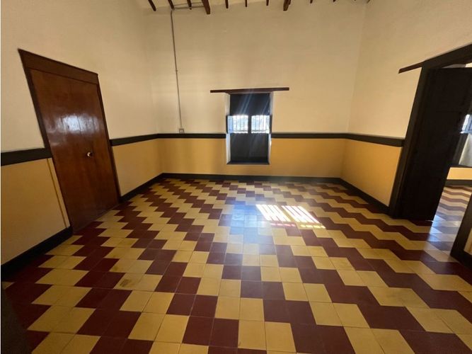 Local en arriendo en Los Naranjos, Envigado, 380 m² · foto 9 de 13
