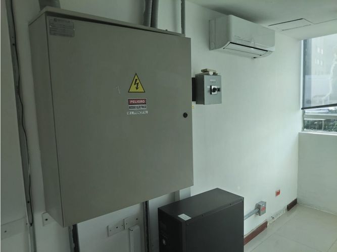 Oficina en arriendo en El Poblado, Medellín, 420 m² · foto 16 de 22