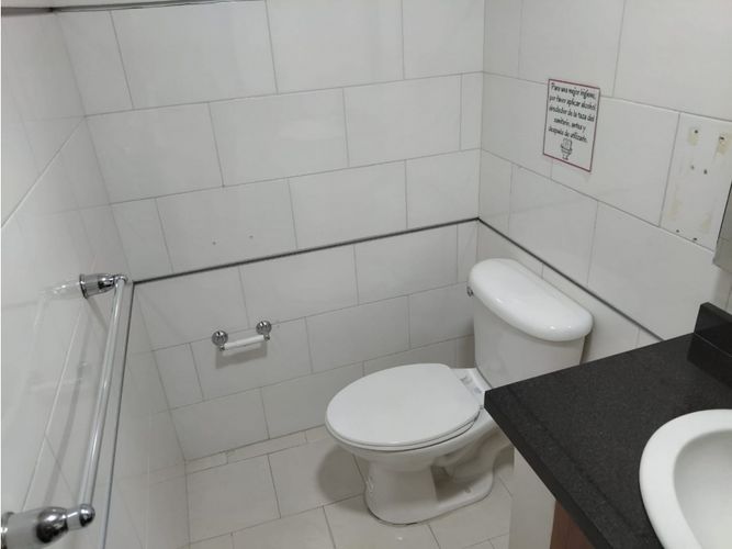 Oficina en arriendo en El Poblado, Medellín, 420 m² · foto 22 de 22