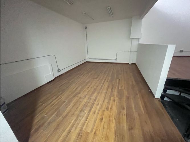 Local en arriendo en La Esmeralda, Envigado, 238 m² · foto 14 de 16