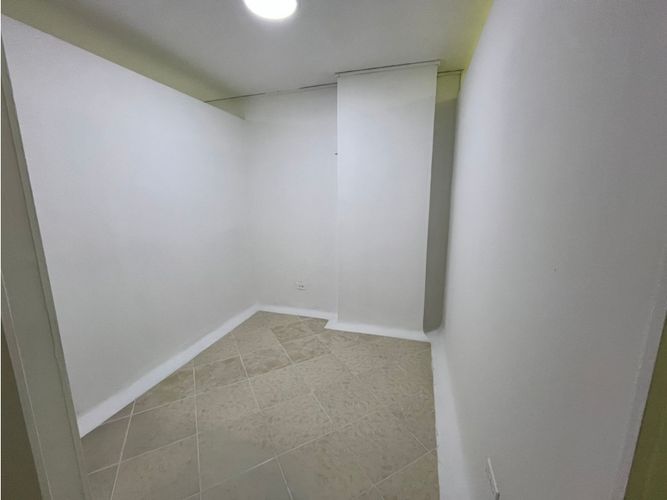 Local en arriendo en Los Naranjos, Envigado, 130 m² · foto 4 de 11