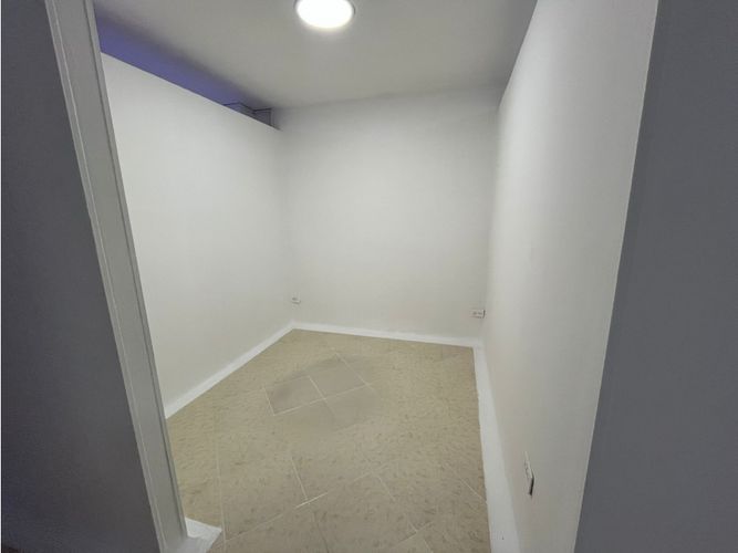 Local en arriendo en Los Naranjos, Envigado, 130 m² · foto 5 de 11