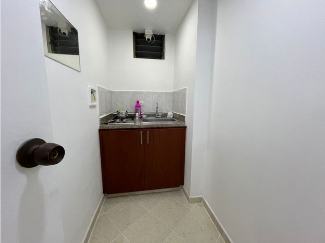 Local en arriendo en Los Naranjos, Envigado, 130 m² · foto 9 de 11