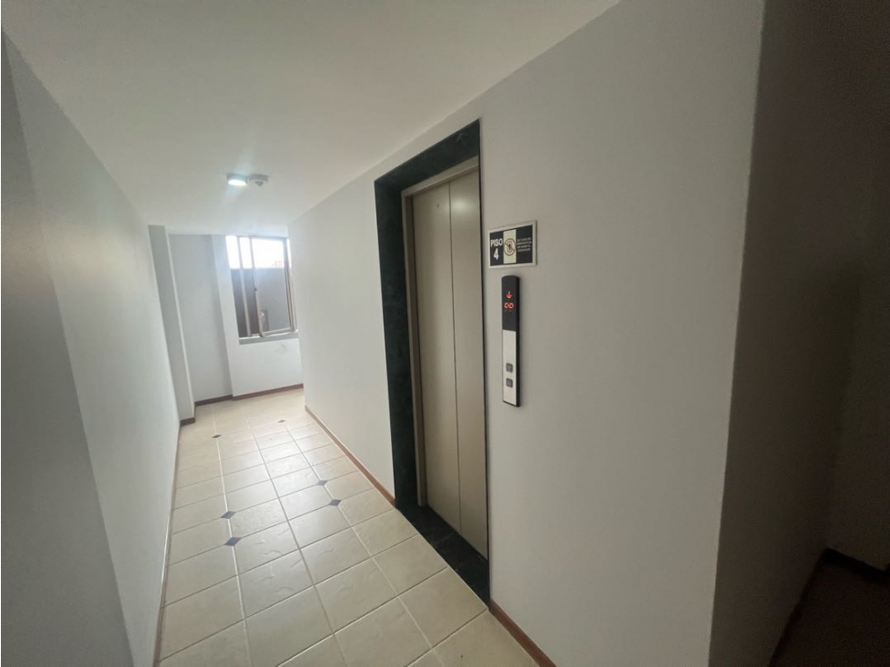 Apartamento en arriendo en Vizcaya, Medellín · foto 4 de 18