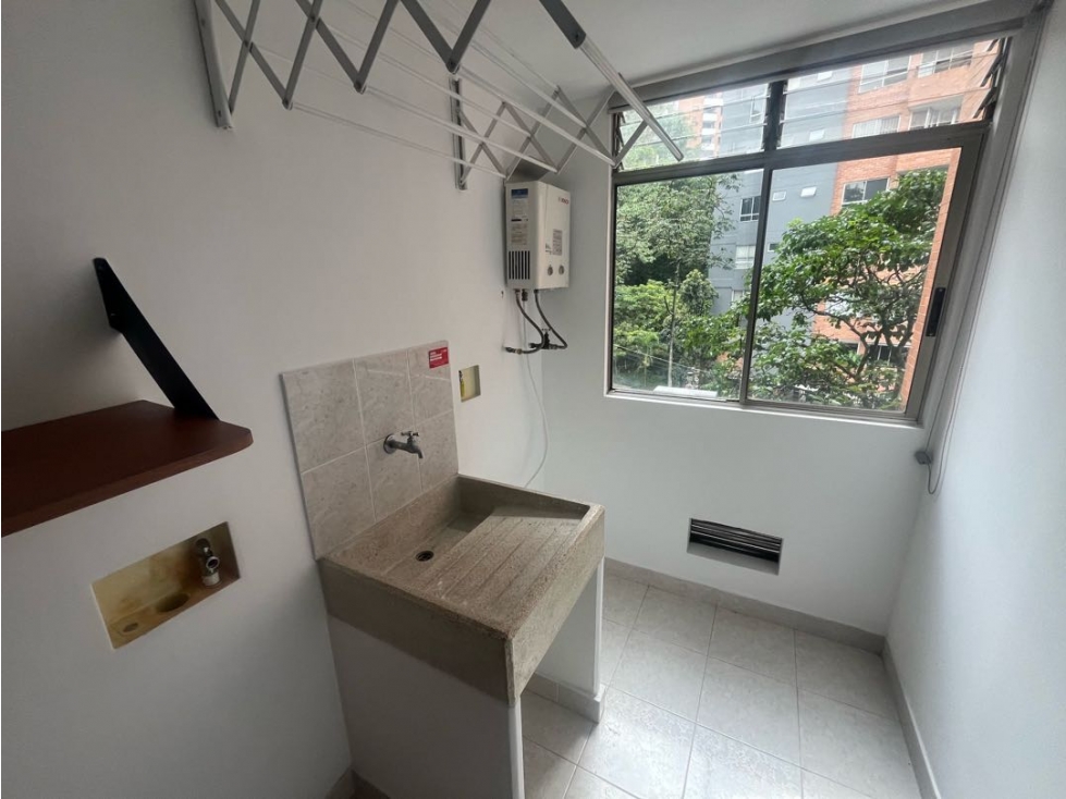 Apartamento en arriendo en Vizcaya, Medellín · foto 9 de 18