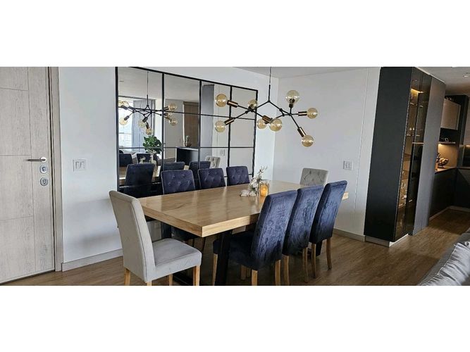 Apartamento de 3 alcobas en venta en Loma Del Esmeraldal, Itagüí, 291 m² · foto 2 de 21