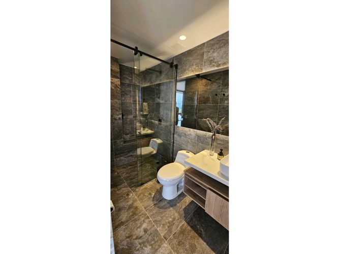 Apartamento de 3 alcobas en venta en Loma Del Esmeraldal, Itagüí, 291 m² · foto 13 de 21