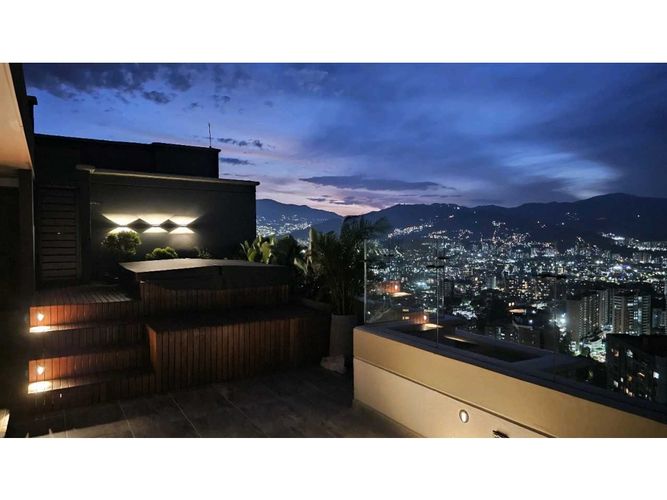 Apartamento de 3 alcobas en venta en Loma Del Esmeraldal, Itagüí, 291 m² · foto 20 de 21