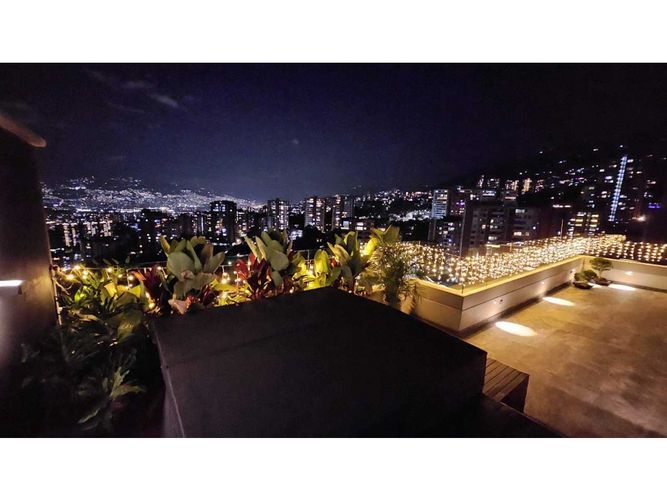Apartamento de 3 alcobas en venta en Loma Del Esmeraldal, Itagüí, 291 m² · foto 21 de 21