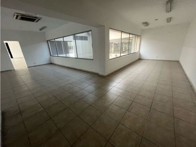 Local en arriendo en La Esmeralda, Envigado, 395 m² · foto 5 de 18