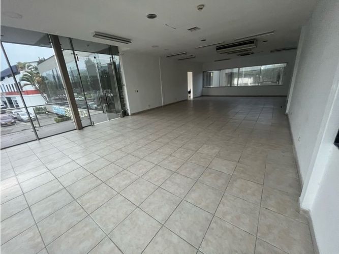 Local en arriendo en La Esmeralda, Envigado, 395 m² · foto 6 de 18