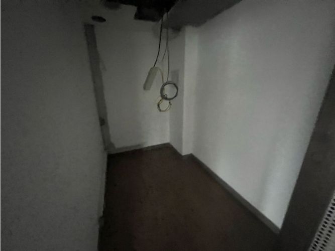 Oficina en arriendo en La Esmeralda, Itagüí, 287 m² · foto 12 de 14