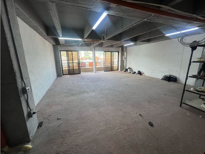 Bodega en arriendo en Camparola, Itagüí, 180 m² · foto 12 de 13