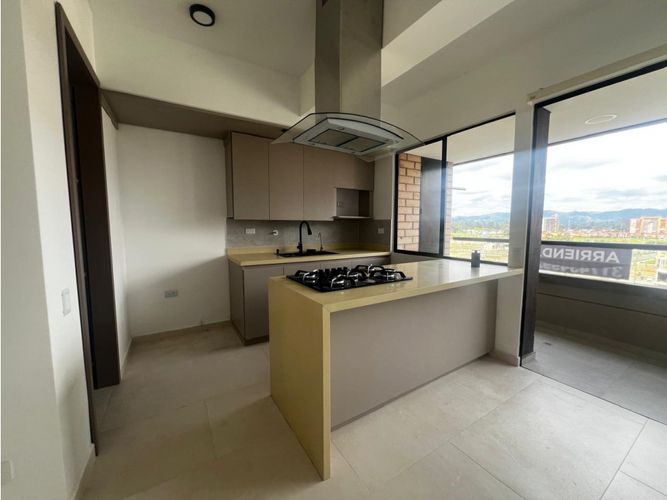 Apartamento de 3 alcobas en arriendo en Rionegro, 65 m² · foto 3 de 15