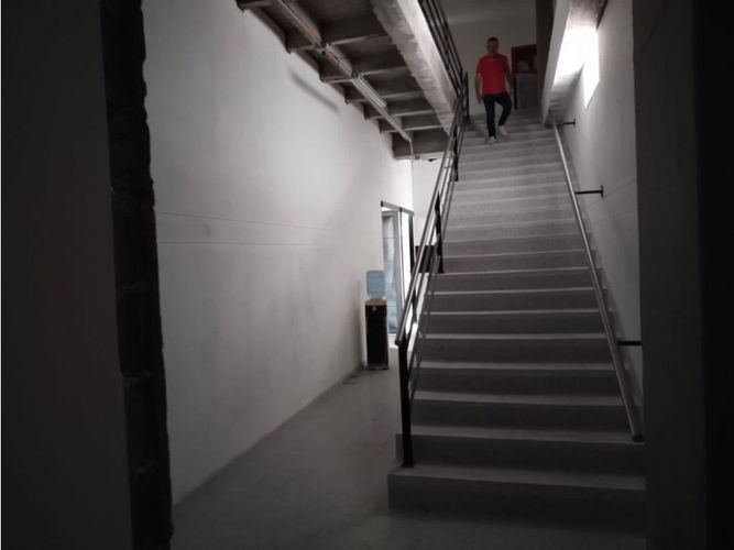 Bodega en arriendo en San Bernardo, Medellín, 180 m² · foto 2 de 10