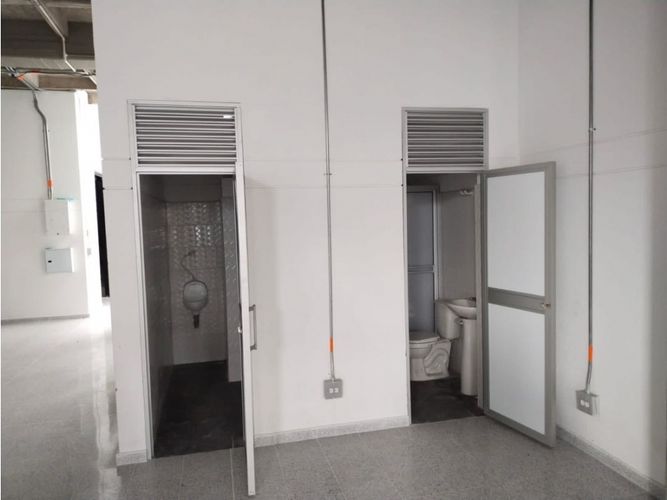 Bodega en arriendo en San Bernardo, Medellín, 180 m² · foto 9 de 10