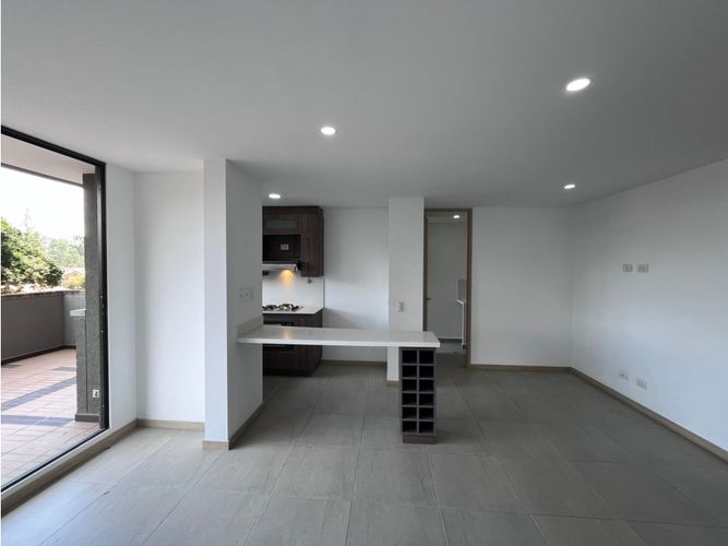 Apartamento de 2 alcobas en arriendo en Barro Blanco, Rionegro, 85 m² · foto 5 de 14
