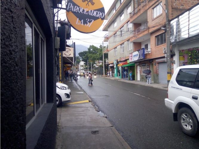 Oficina en arriendo en Mesa, Envigado, 20 m² · foto 3 de 3