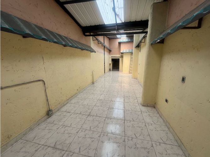 Local en arriendo en Astorga, Medellín, 100 m² · foto 11 de 12
