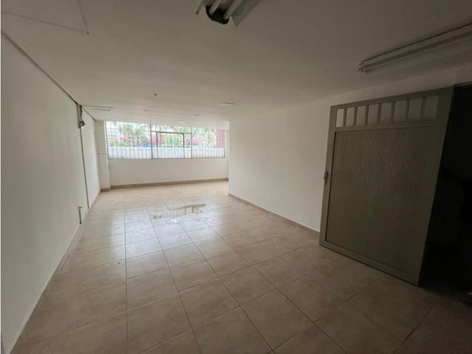 Local en arriendo en Rodeo Alto, Medellín, 218 m² · foto 10 de 10