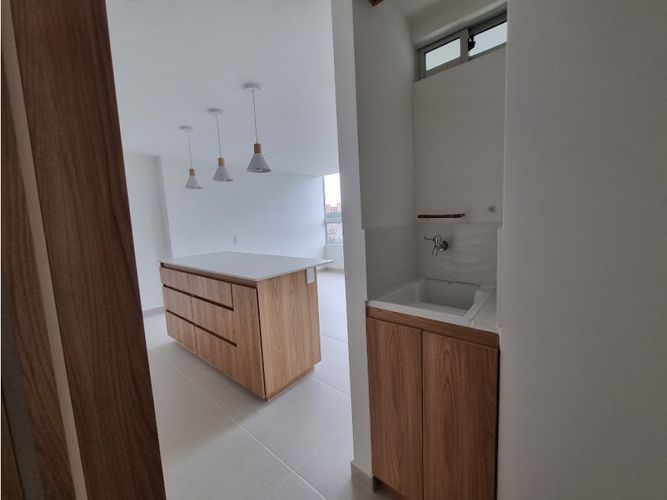 Apartamento de 2 alcobas en arriendo en Cuatro Esquinas, Rionegro, 54 m² · foto 2 de 15