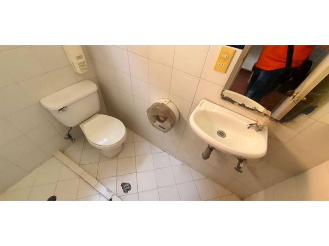 Local en arriendo en Los Naranjos, Envigado, 180 m² · foto 5 de 10