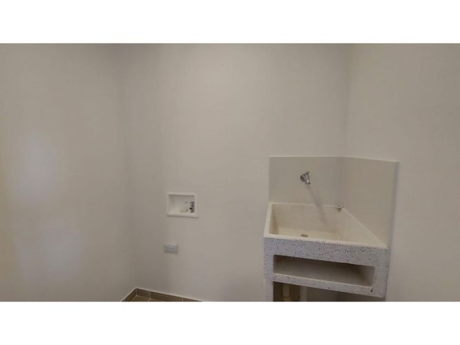 Apartamento de 2 alcobas en venta en Barro Blanco, Rionegro, 93 m² · foto 14 de 18