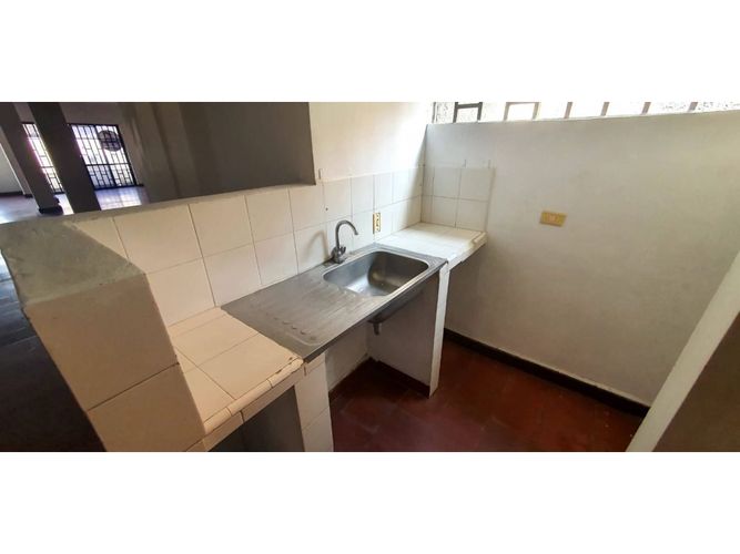 Local en arriendo en Los Naranjos, Envigado, 180 m² · foto 6 de 10