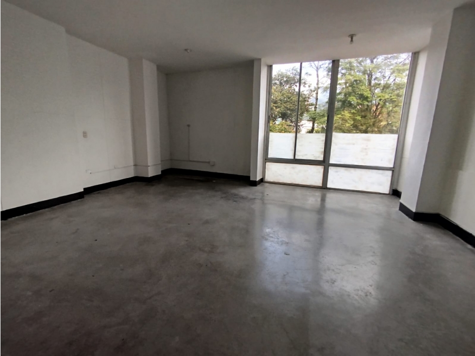 Warehouse for sale in Guayabal, Medellín 4