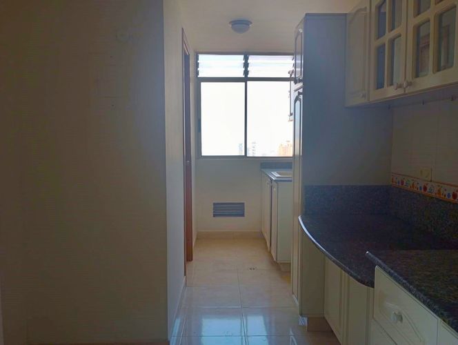 Apartamento de 2 alcobas en arriendo en El Poblado, Medellín, 90 m² · foto 9 de 15
