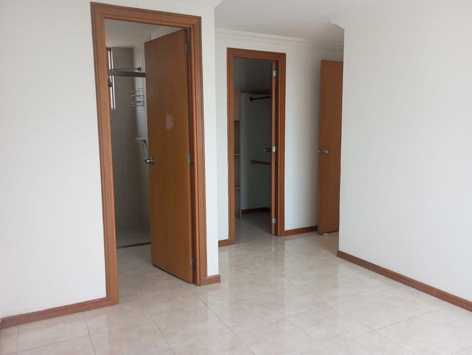 Apartamento de 2 alcobas en arriendo en El Poblado, Medellín, 90 m² · foto 4 de 15