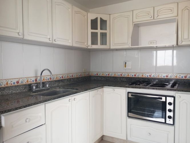 Apartamento de 2 alcobas en arriendo en El Poblado, Medellín, 90 m² · foto 6 de 15