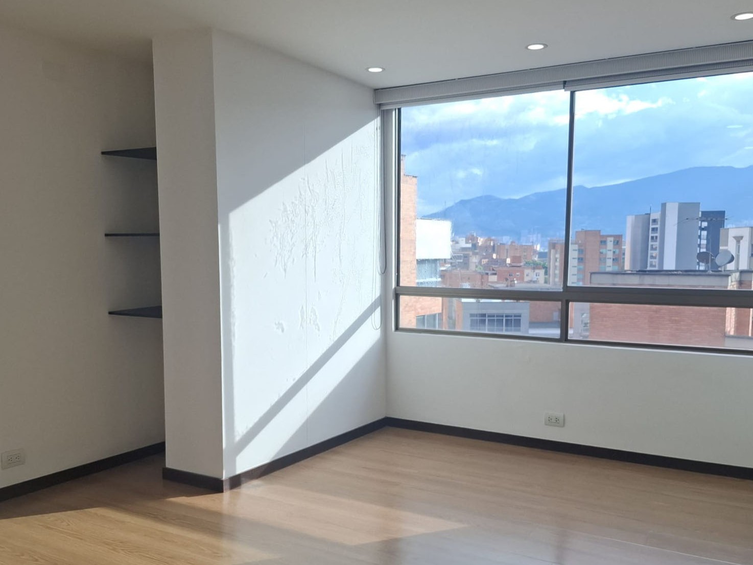 Apartamento en arriendo en El Poblado, Medellín · foto 9 de 14