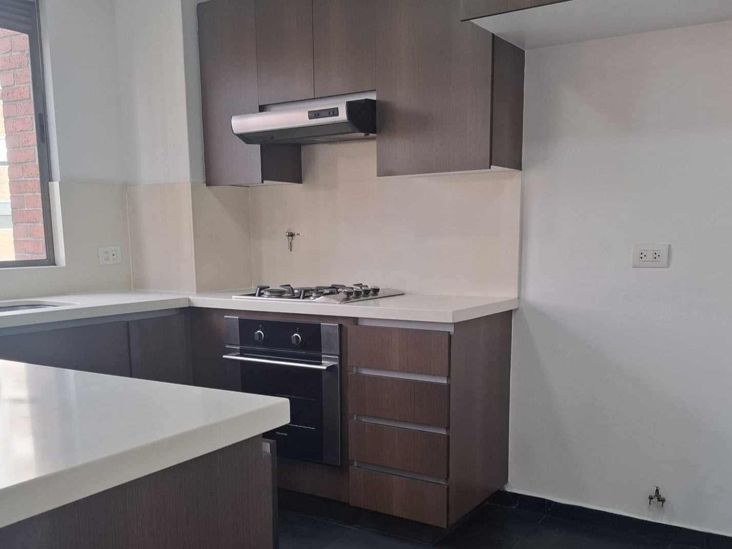 Apartamento en arriendo en El Poblado, Medellín · foto 3 de 14