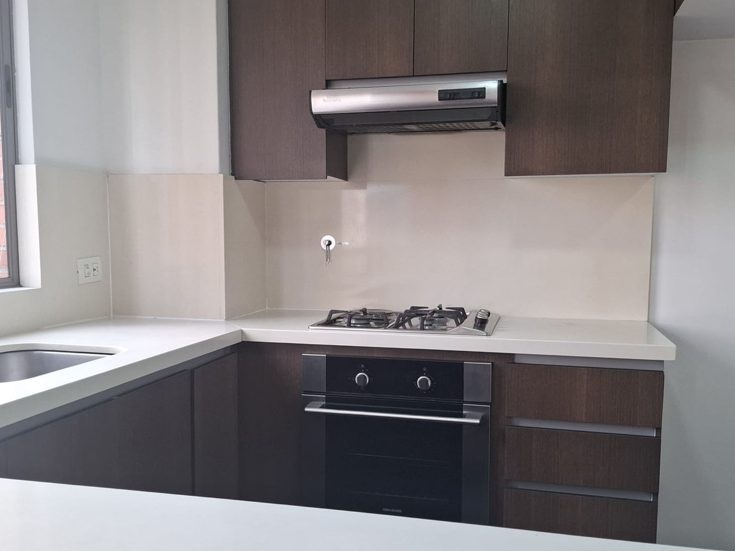 Apartamento en arriendo en El Poblado, Medellín · foto 2 de 14