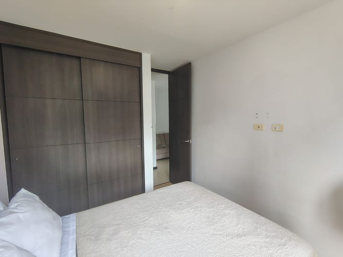 Apartamento de 2 alcobas en arriendo en El Poblado, Medellín, 64 m² · foto 12 de 18