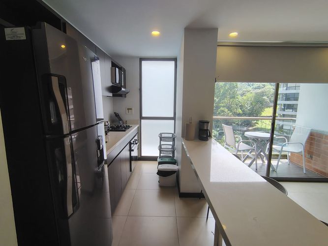Apartamento de 2 alcobas en arriendo en El Poblado, Medellín, 64 m² · foto 5 de 18