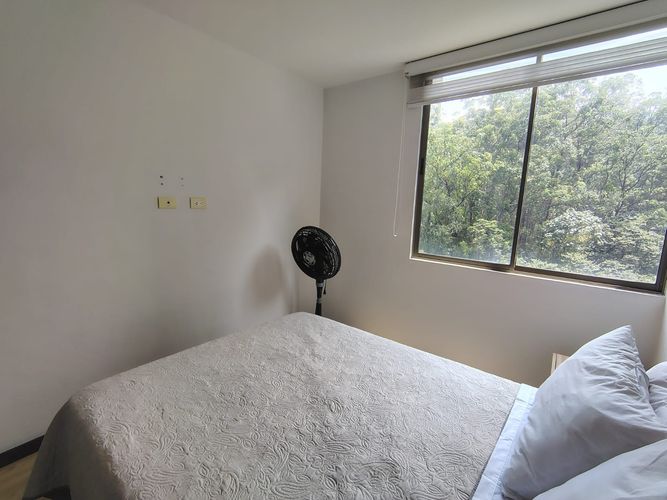 Apartamento de 2 alcobas en arriendo en El Poblado, Medellín, 64 m² · foto 15 de 18