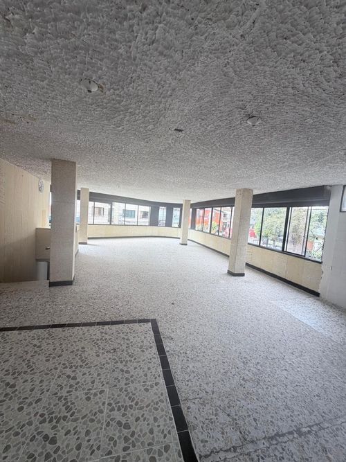 Local en arriendo en San Alonso, Bucaramanga, 400 m² · foto 3 de 24